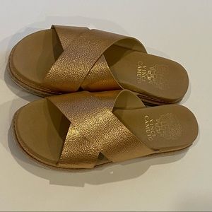 Vince Camuto sandals Rose Gold